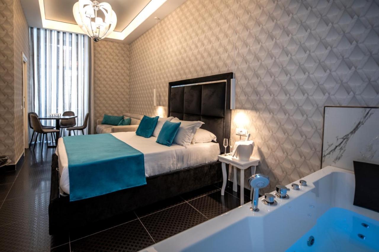 Luna Luxury Bed And Breakfast Наполи Екстериор снимка