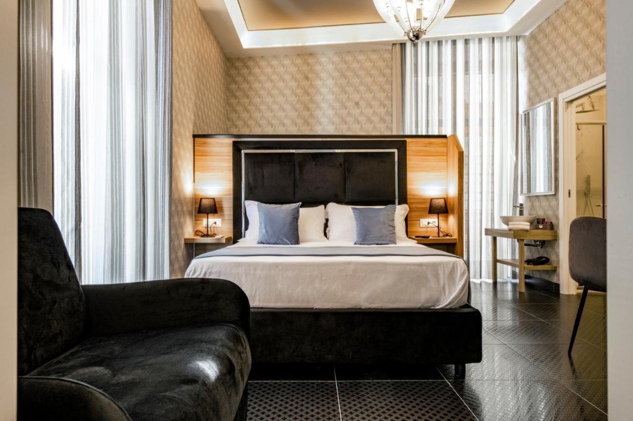 Luna Luxury Bed And Breakfast Наполи Екстериор снимка