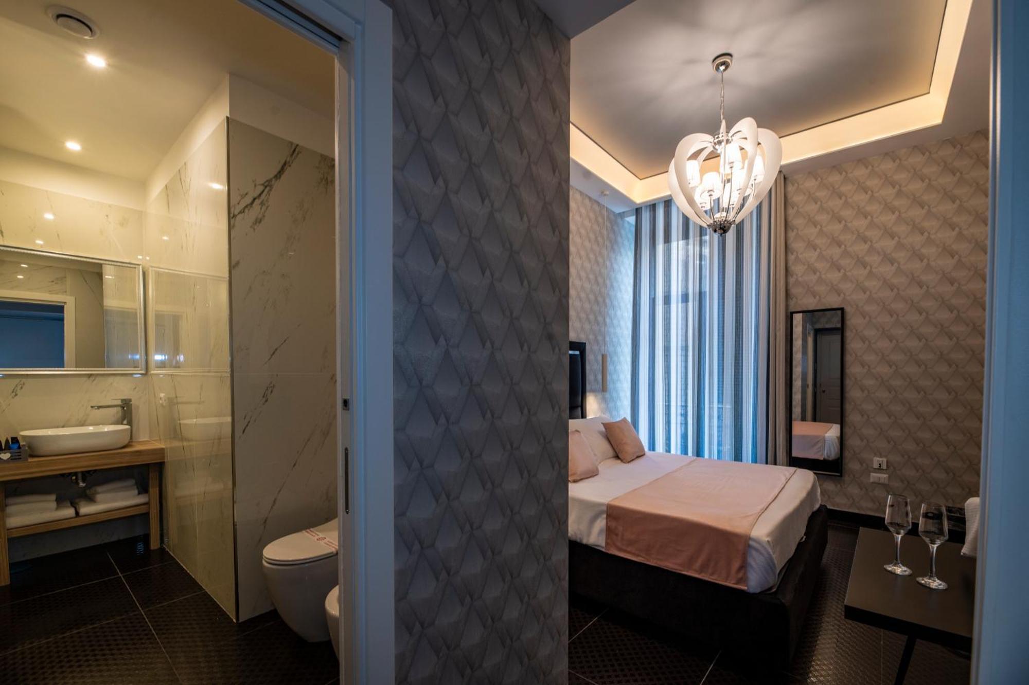Luna Luxury Bed And Breakfast Наполи Екстериор снимка