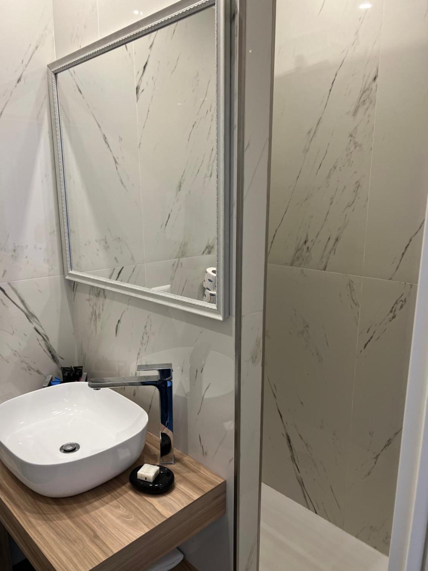 Luna Luxury Bed And Breakfast Наполи Екстериор снимка